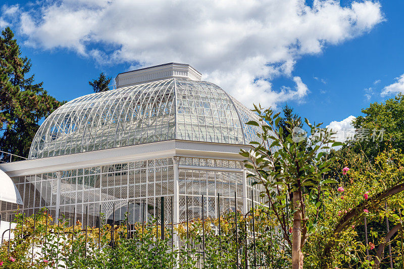 法国布洛涅-比扬古Albert Kahn花园的温室
